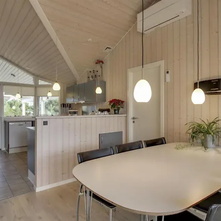 Dagny - 300m From The Sea In Western Jutland By Interhome