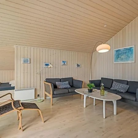 Dagny - 300m From The Sea By Interhome בית נופש