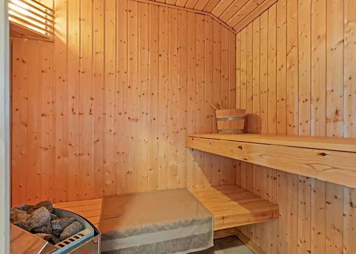 Dagny - 300m From The Sea By Interhome *