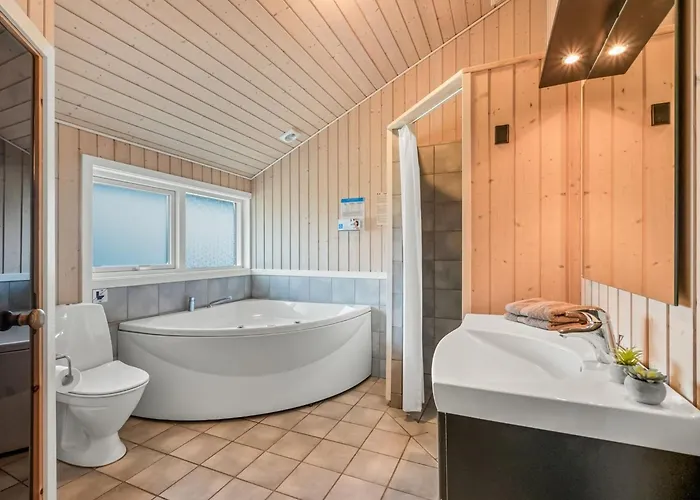 Dagny - 300m From The Sea By Interhome