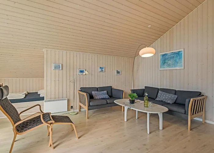 Dagny - 300m From The Sea By Interhome *